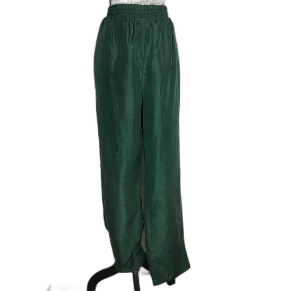 100% silk forest green joggers elastic waist 32”-36” inner drawstring lined L
